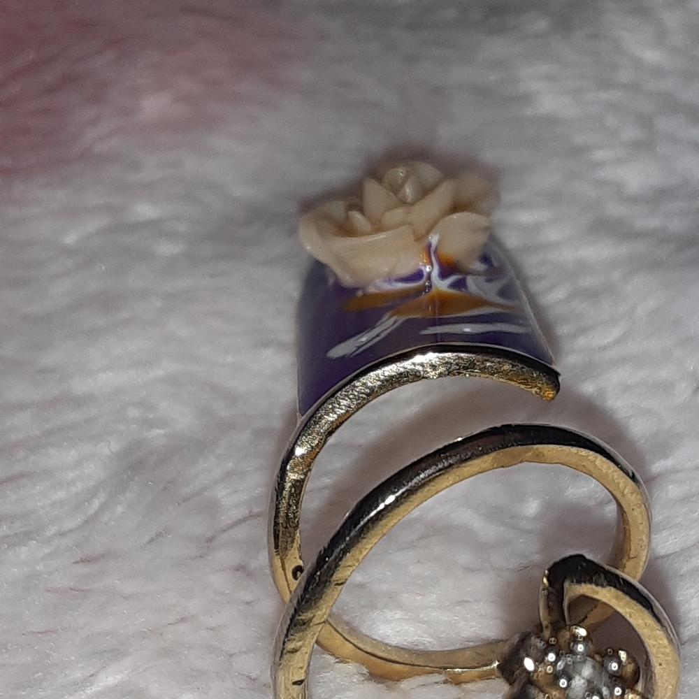Rose nail ring - Picture 6 of 7